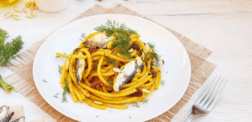 spaghetti sarde e zafferano